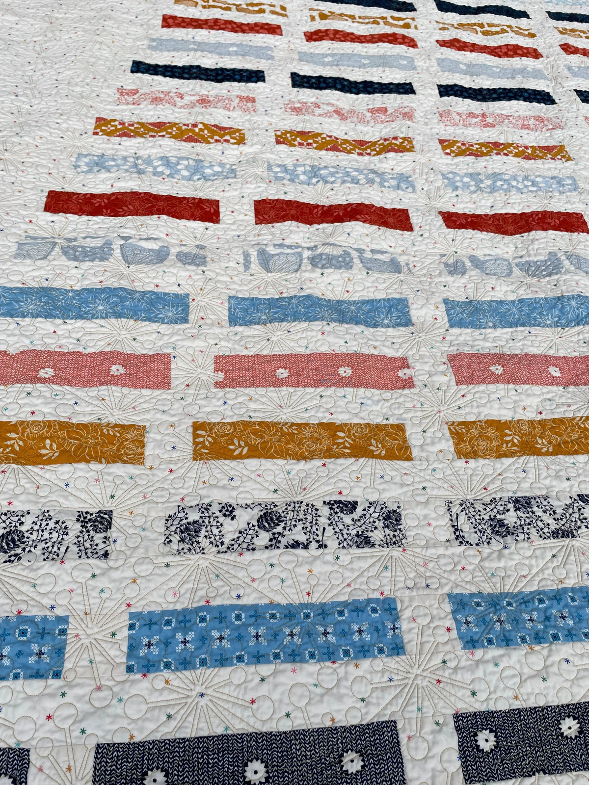 Midnight Beams quilt detail