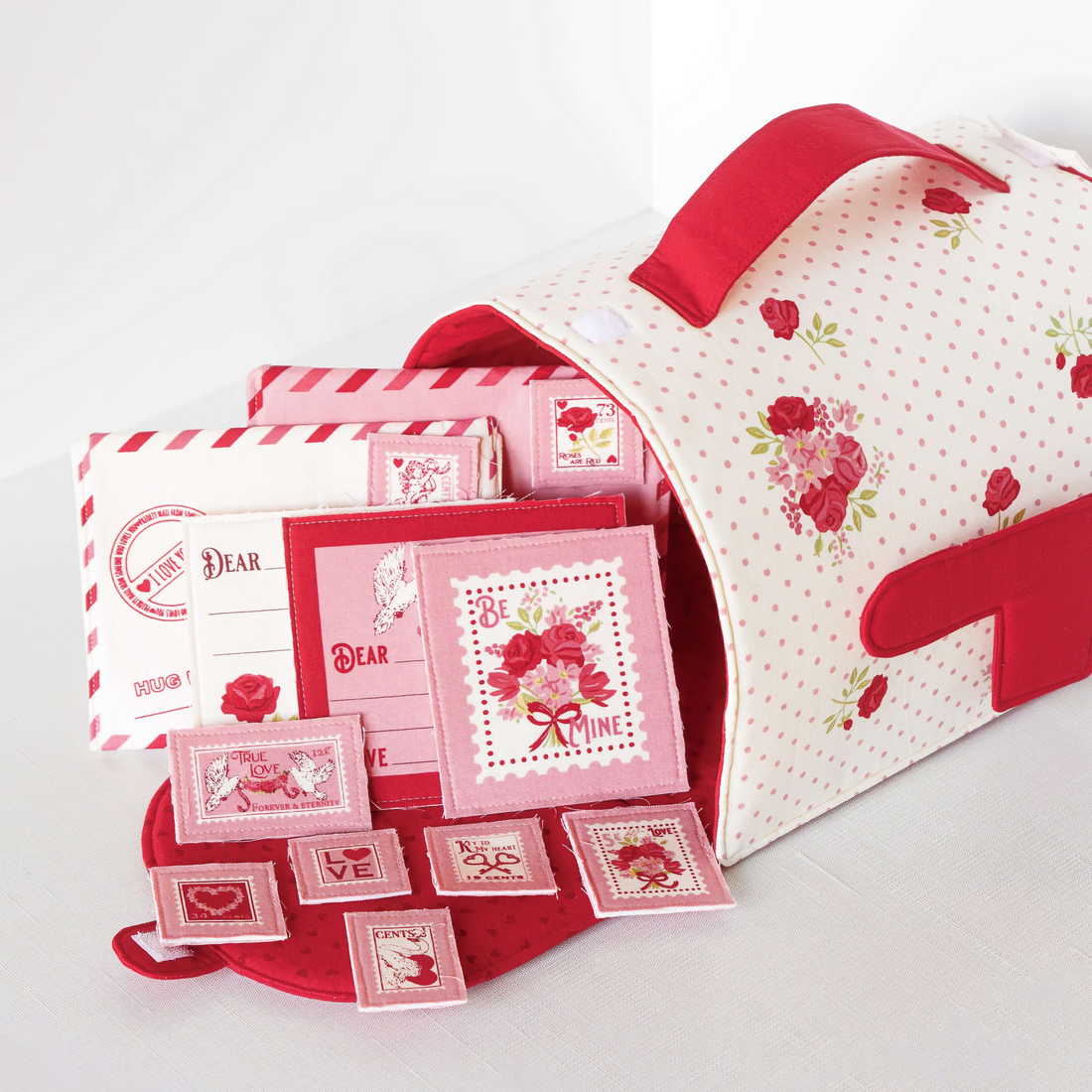 Je Taime Mailbox Toy Kit