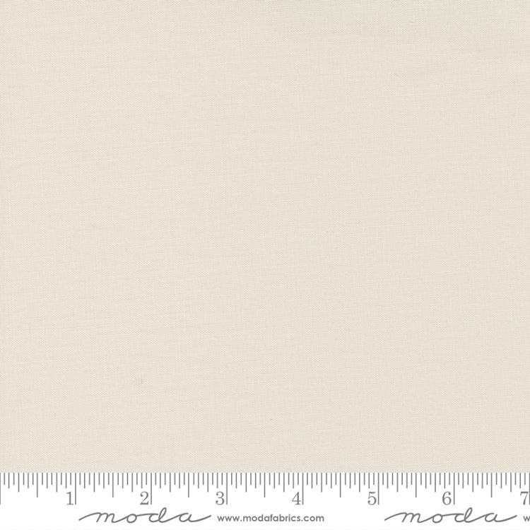 Bella Solids Pearl solid fabric for Moda, 9900 428