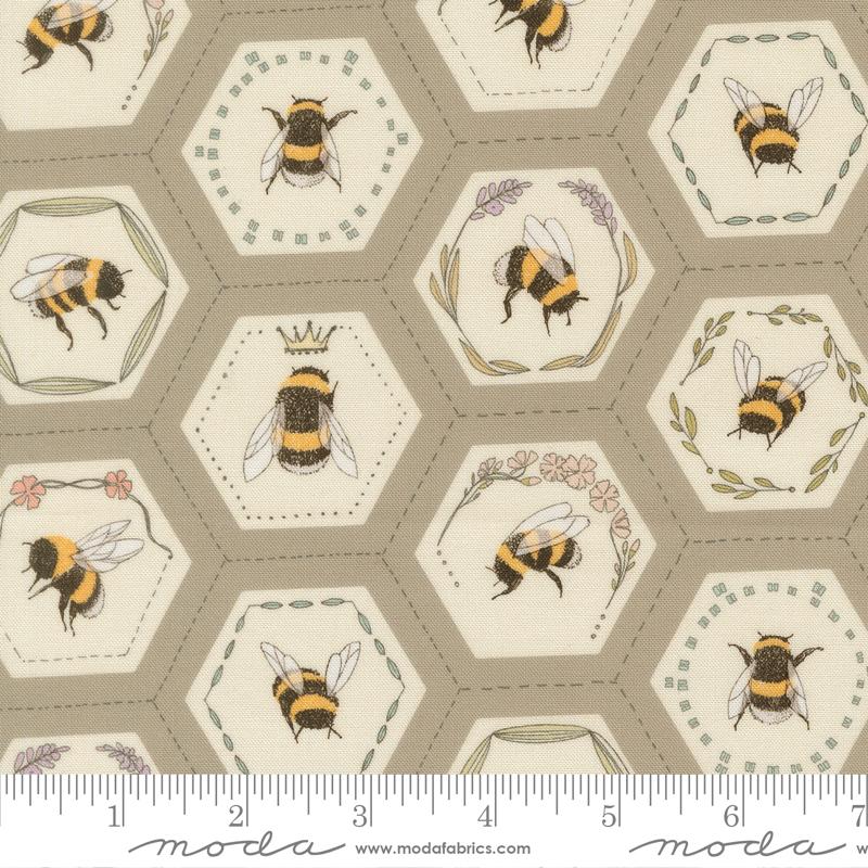 Pollinators Pebble bees in hexies fabric by Robin Pickens for Moda, 48814 18
