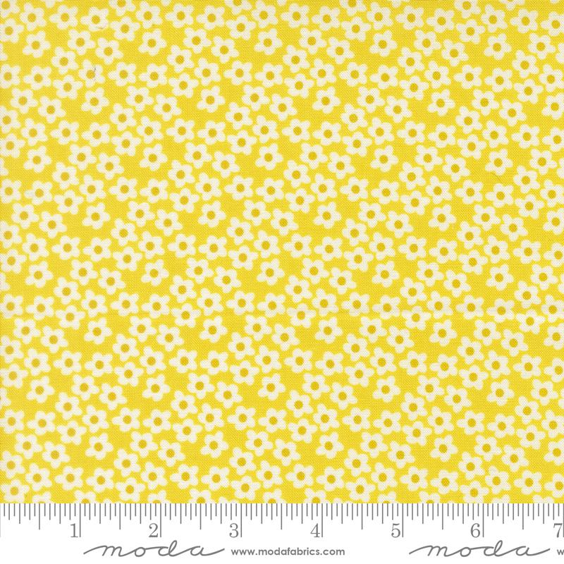 Popcorn Chartreuse popcorn flowers fabric by Elizabeth Hartman for Moda, 51282 24