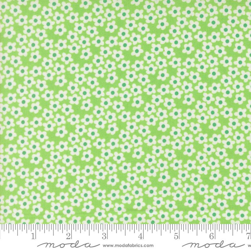 Popcorn Mint popcorn flowers fabric by Elizabeth Hartman for Moda, 51282 16
